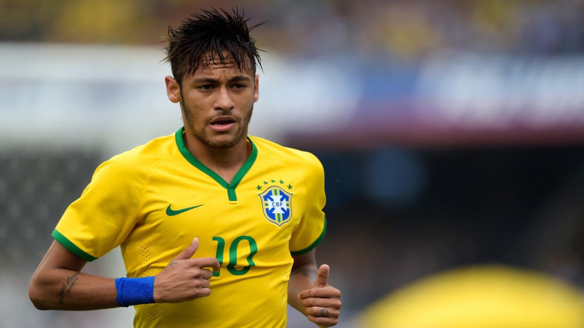 世界杯现场高潮不断：奇迹瞬间点燃全场热情，世界杯超燃视频